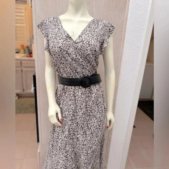 GRECERELLE 2024  Boho Floral Print V-Neck Faux Wrap Floret Coffee Size Large - Picture 5 of 16